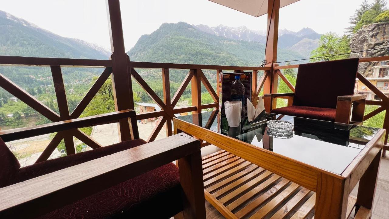 Hotel Hollywood - Top Rated & Most Awarded Property In Manali Eksteriør bilde